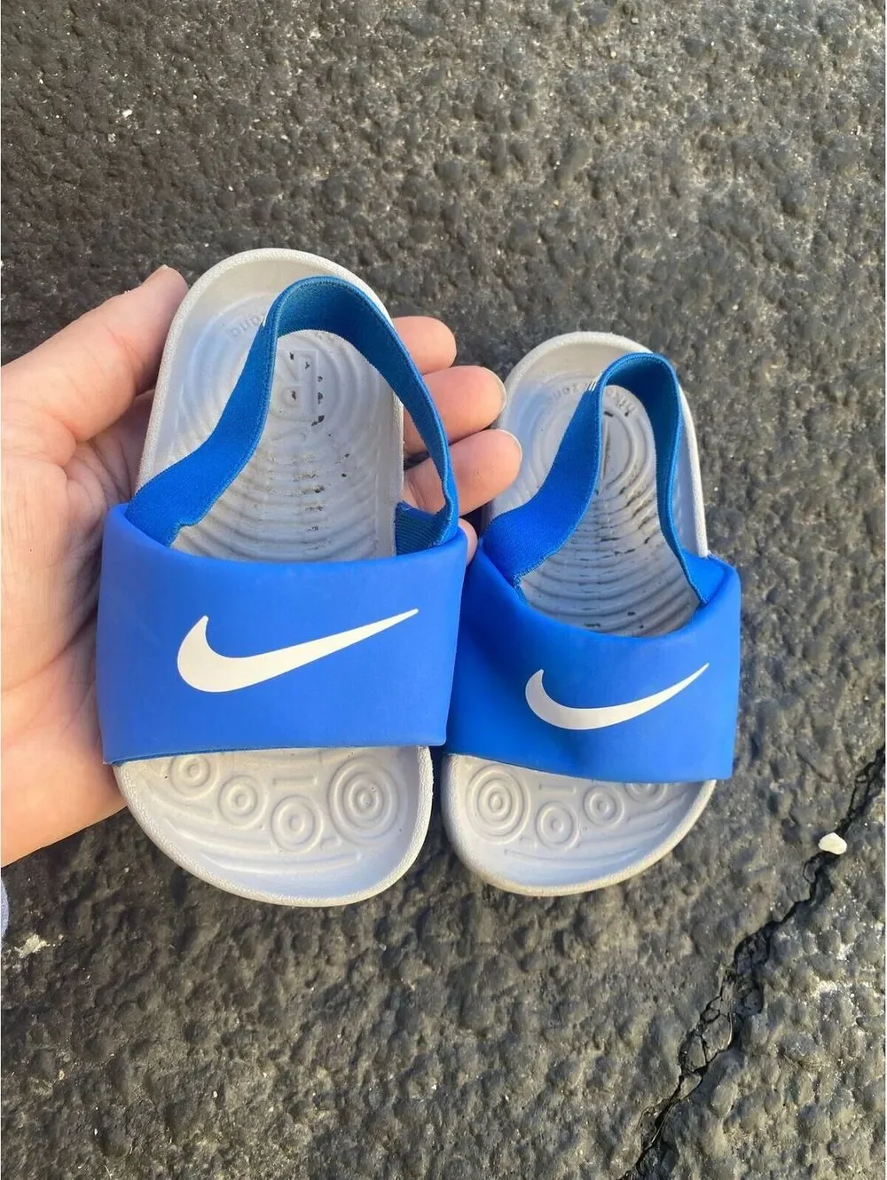 EUC Toddler infant Nike sandals blue boys girls size 6c waterproof shoes beach
